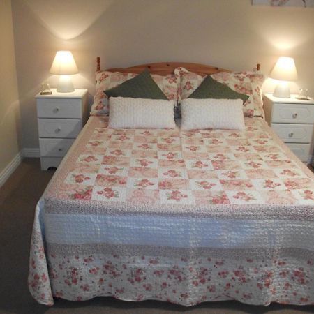 Rocksberry Bed & Breakfast Castlebar Extérieur photo