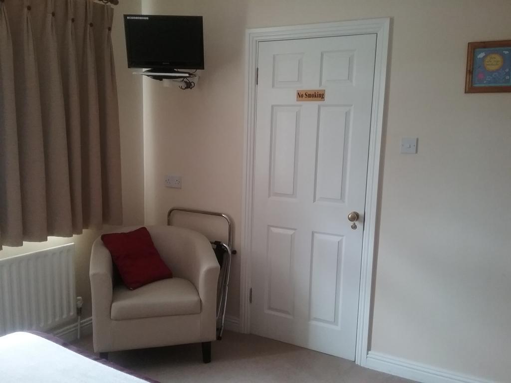 Rocksberry Bed & Breakfast Castlebar Extérieur photo