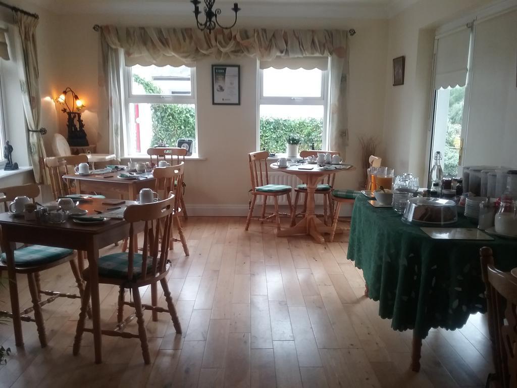 Rocksberry Bed & Breakfast Castlebar Extérieur photo