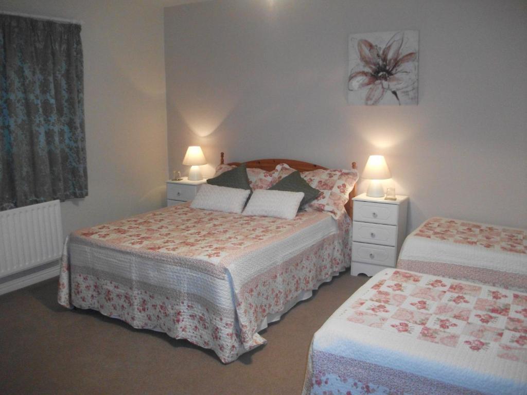 Rocksberry Bed & Breakfast Castlebar Extérieur photo