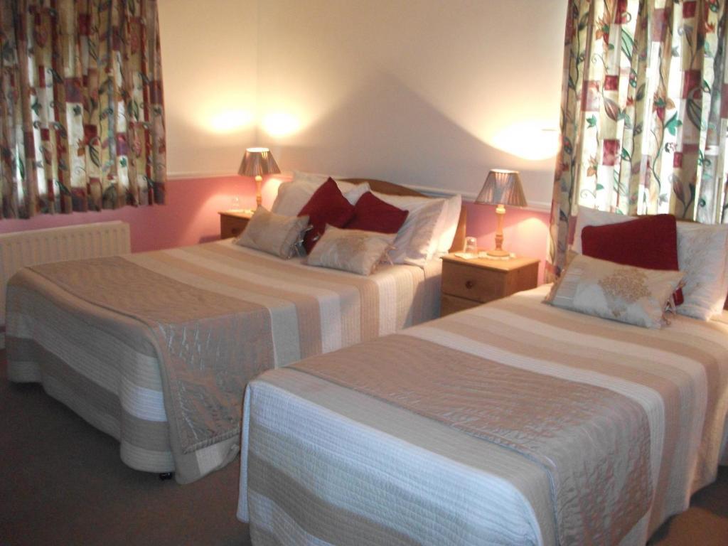 Rocksberry Bed & Breakfast Castlebar Extérieur photo