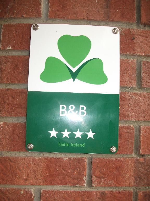 Rocksberry Bed & Breakfast Castlebar Extérieur photo