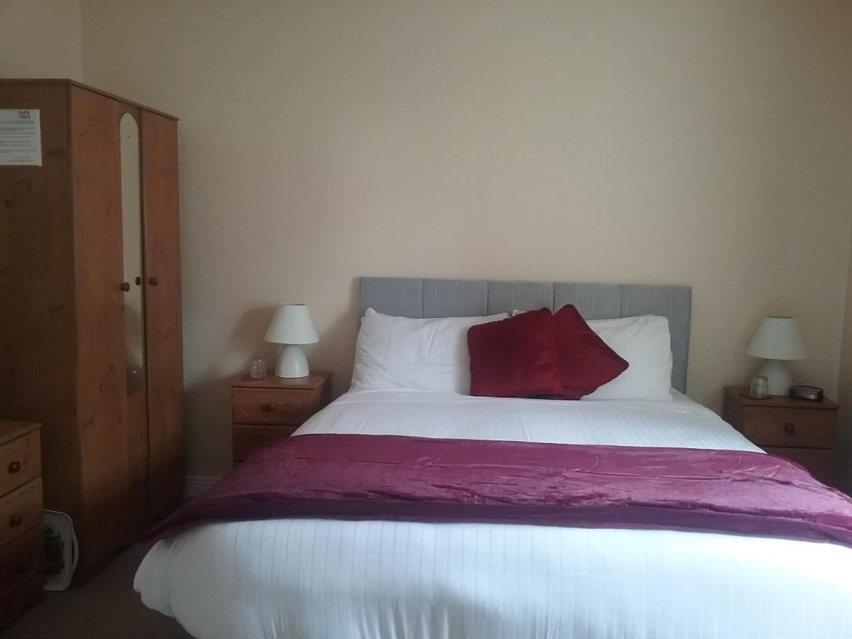 Rocksberry Bed & Breakfast Castlebar Extérieur photo